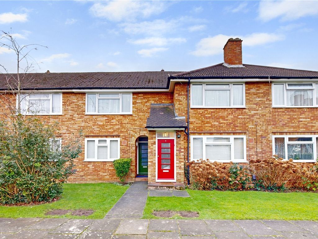 2 bed for sale in Malcolm Court, Stanmore HA7, £425,000 Zoopla