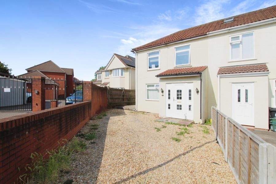 2 bed property to rent in Tenth Avenue, Bristol BS7 Zoopla