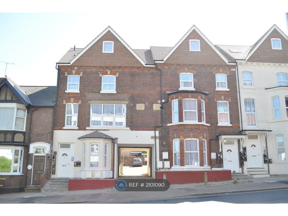 1 bed flat to rent in Cardiff Road, Luton LU1, £800 pcm Zoopla