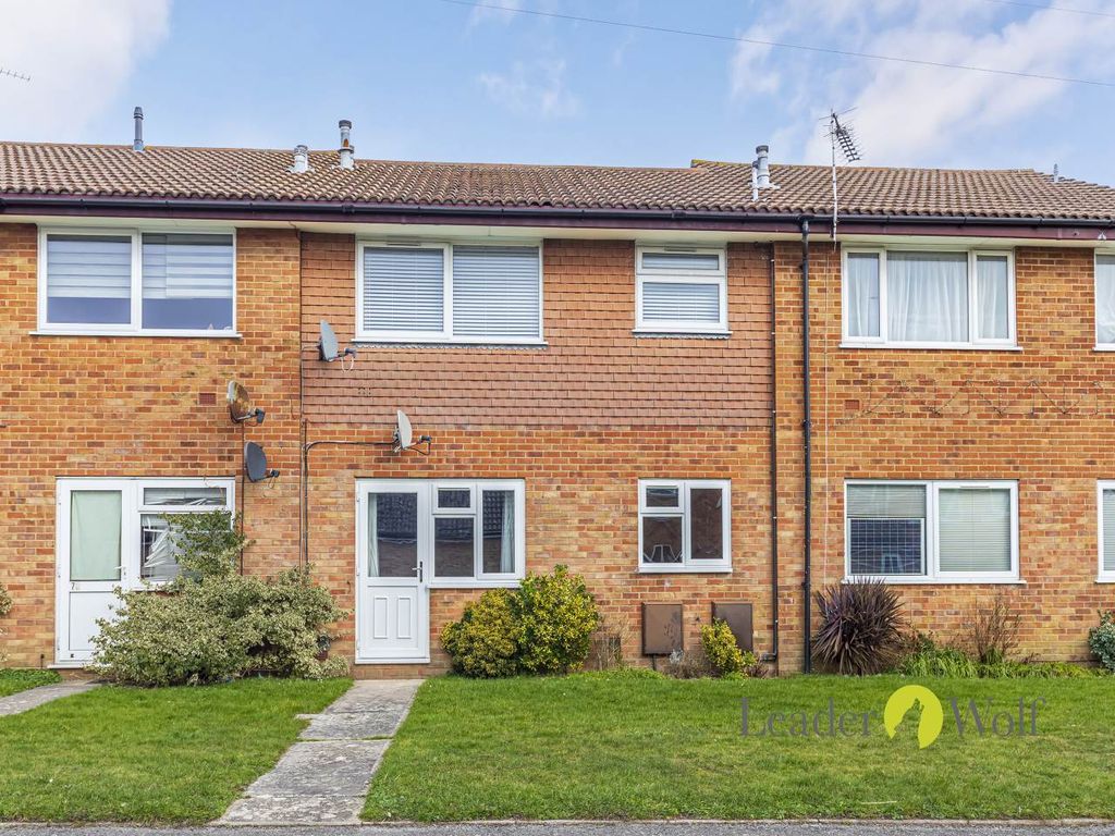 2 bed flat to rent in Aspen Gardens, Poole BH12 Zoopla