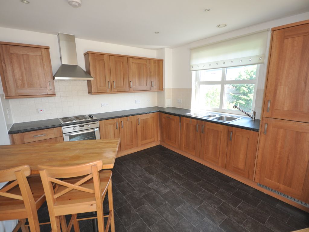 2 bed flat to rent in Riverside Wharf, Stortford, Herts CM23