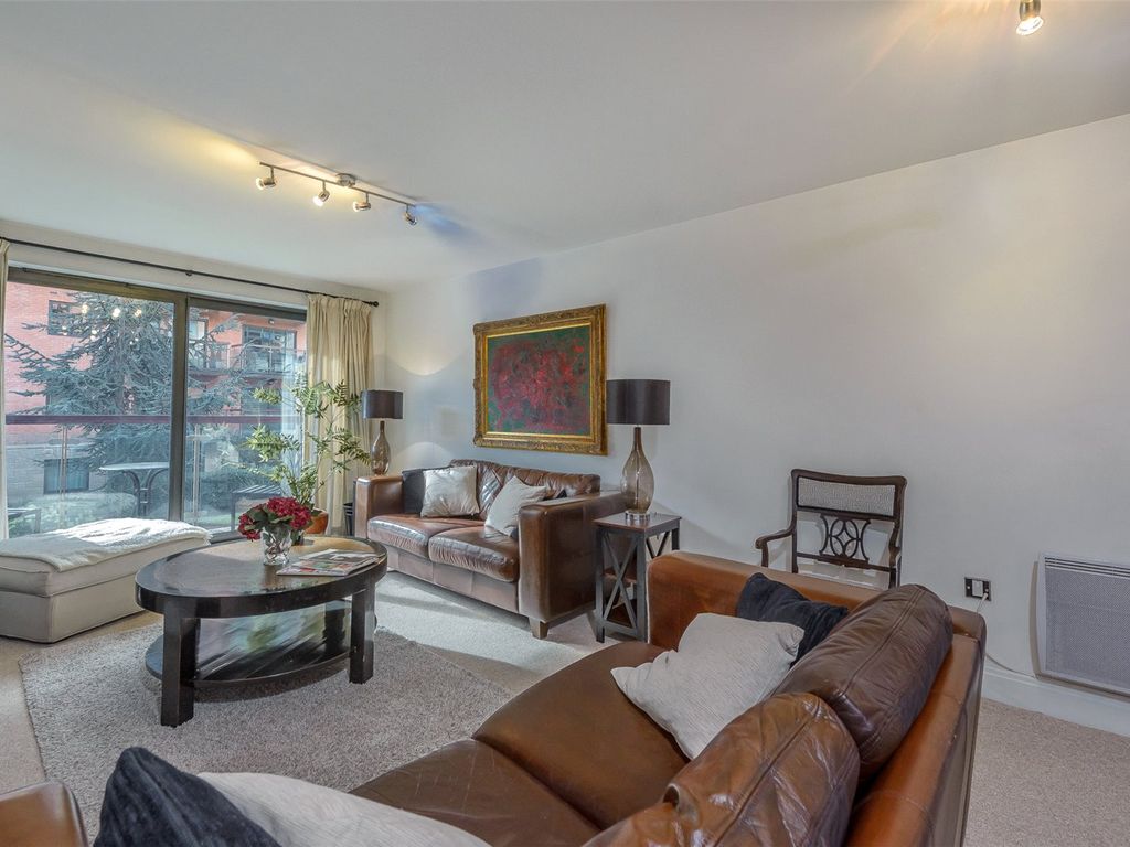 Dolben Court, Montaigne Close, Westminster SW1P