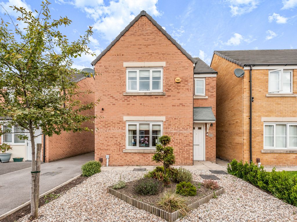 3 bed detached house for sale in Peterson Court, Bradford BD6 Zoopla