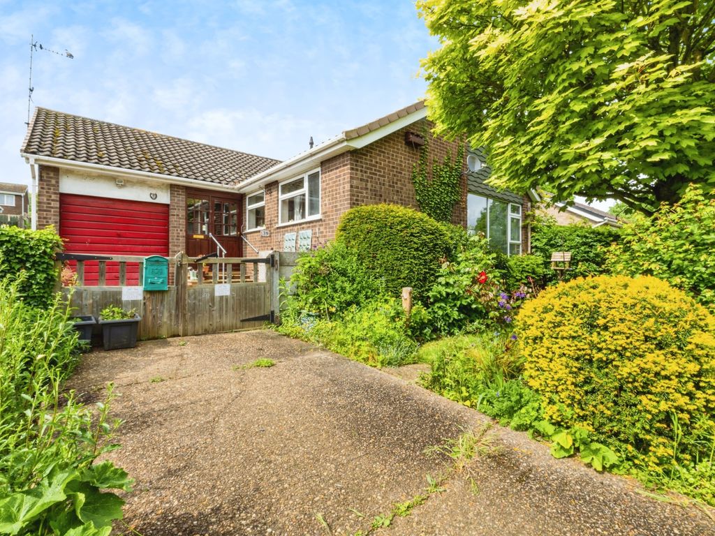 3 bed detached bungalow for sale in Park Lane, Washingborough, Lincoln