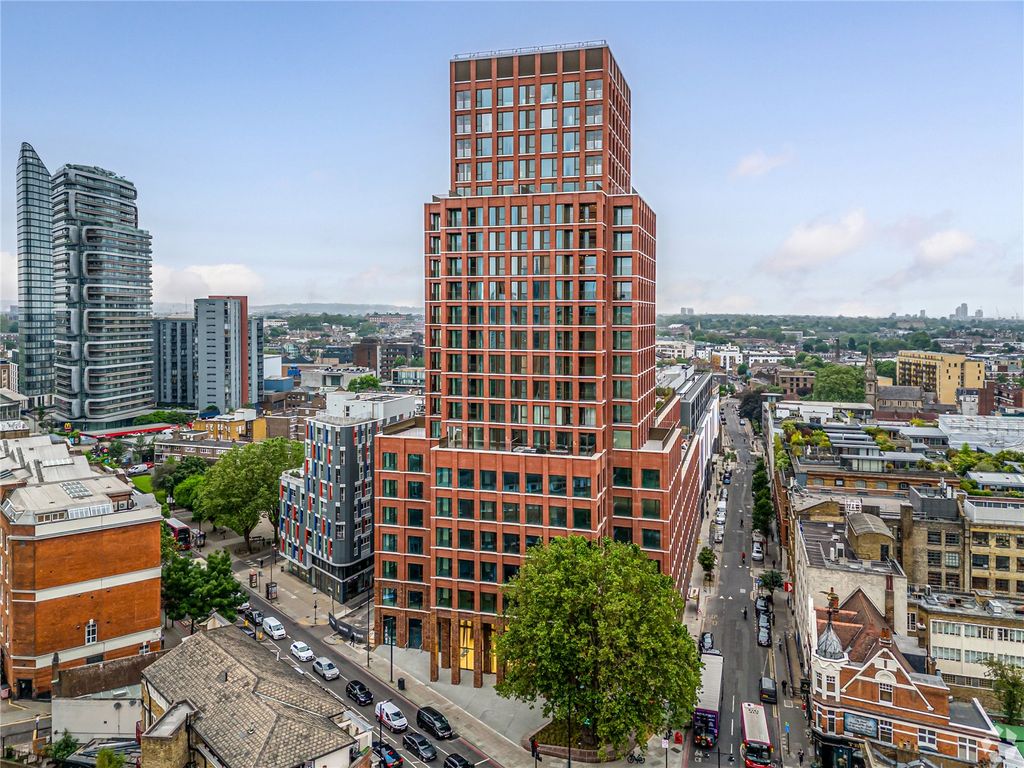 New home, 1 bed flat for sale in The Arc, 225 City Road, Shoreditch, London EC1V, £900,000 Zoopla