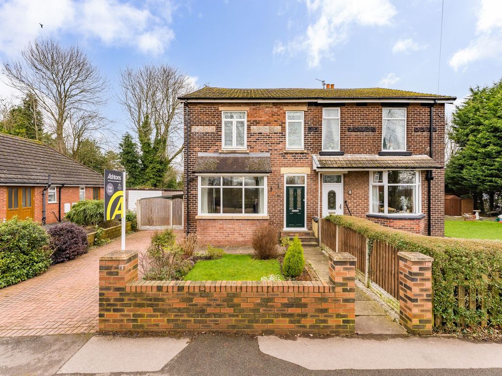 3 bed semidetached house for sale in Finlay Avenue, Penketh WA5, £