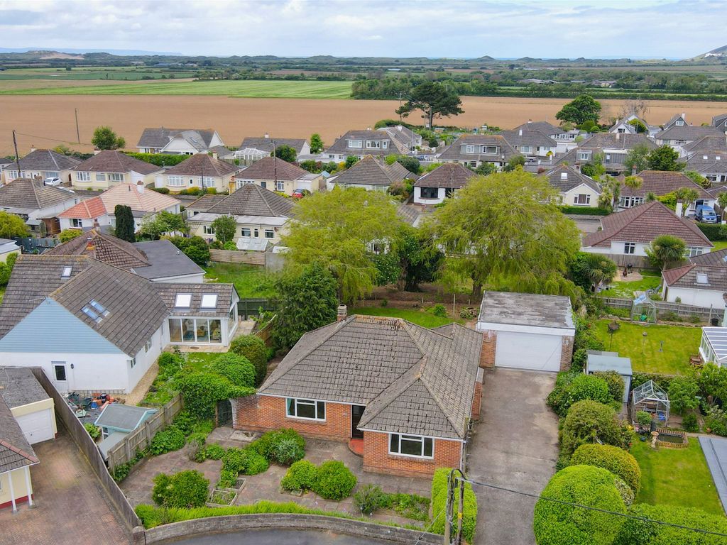 2 bed detached bungalow for sale in West Park, Braunton, Devon EX33, £