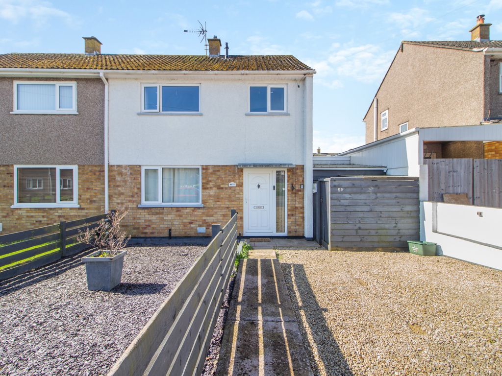 3 bed semidetached house for sale in Firs Road, Caldicot