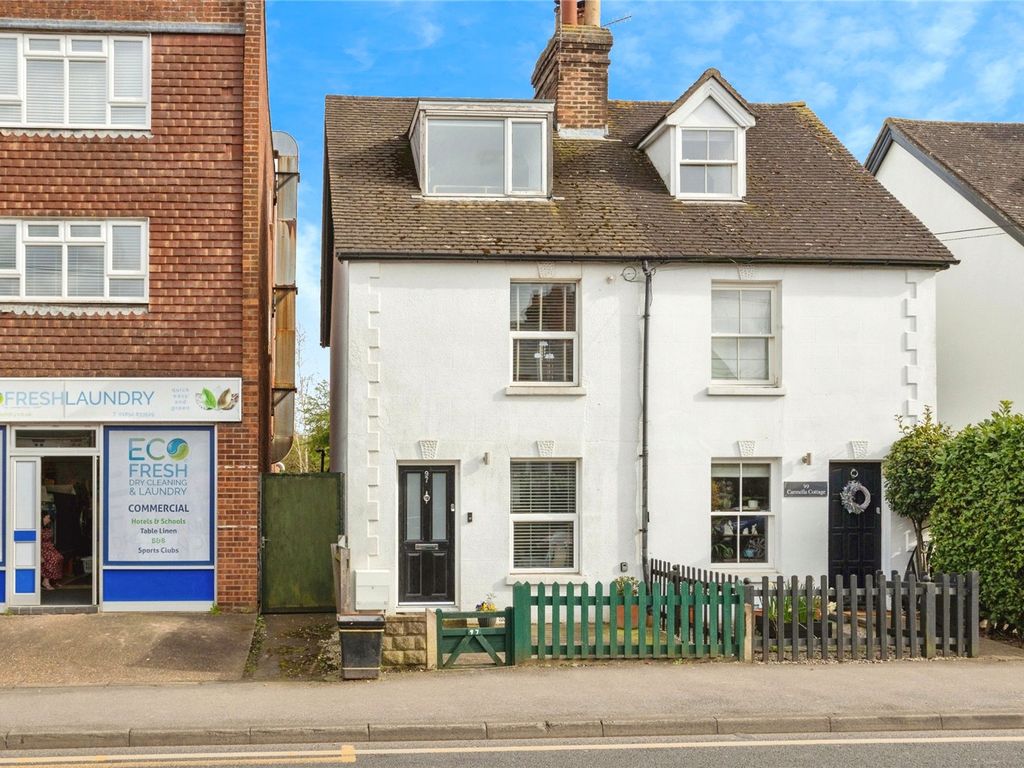 2 bed semidetached house for sale in Commercial Road, Paddock Wood, Tonbridge, Kent TN12, £