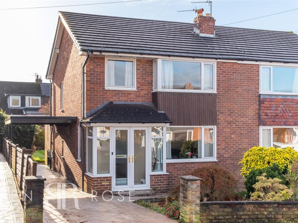3 bed semidetached house for sale in Walgarth Drive, Chorley PR7, £