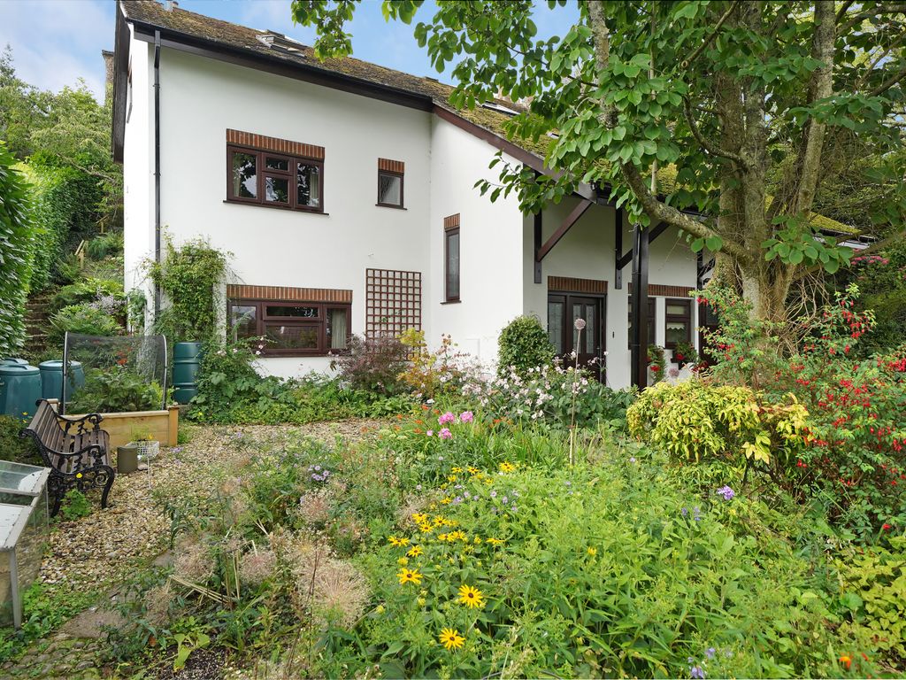 4 bed detached house for sale in Priory Avenue, Totnes TQ9, £795,000