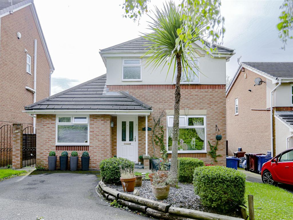 4 bed detached house for sale in Aspen Drive, Burnley BB10 Zoopla