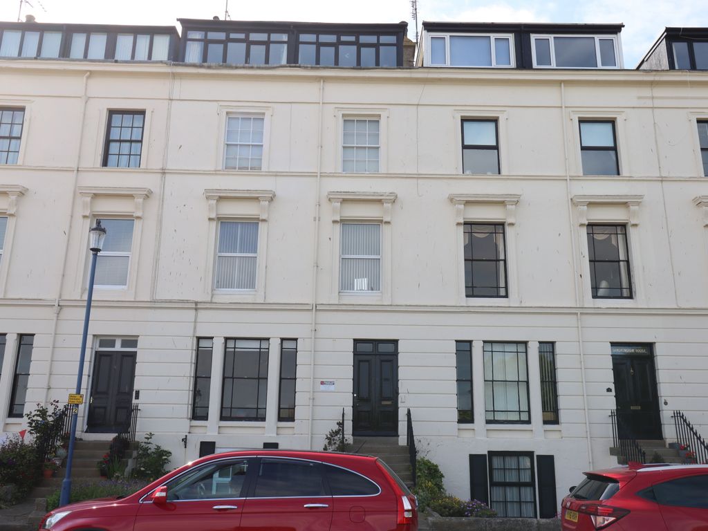 2 bed flat for sale in The Crescent, Filey YO14 Zoopla