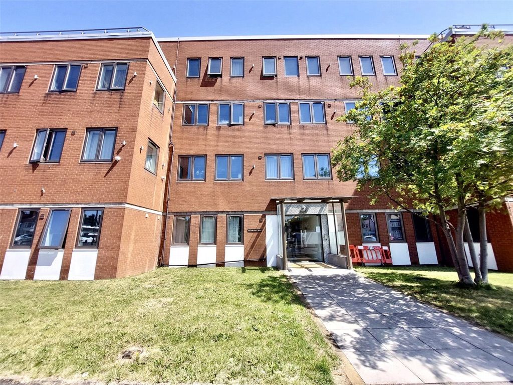 1 bed flat to rent in Walsall Road, Perry Barr, Birmingham, West