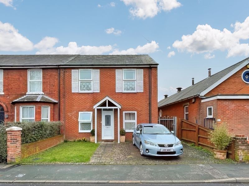 4 bed property for sale in The Avenue, Wivenhoe CO7 Zoopla