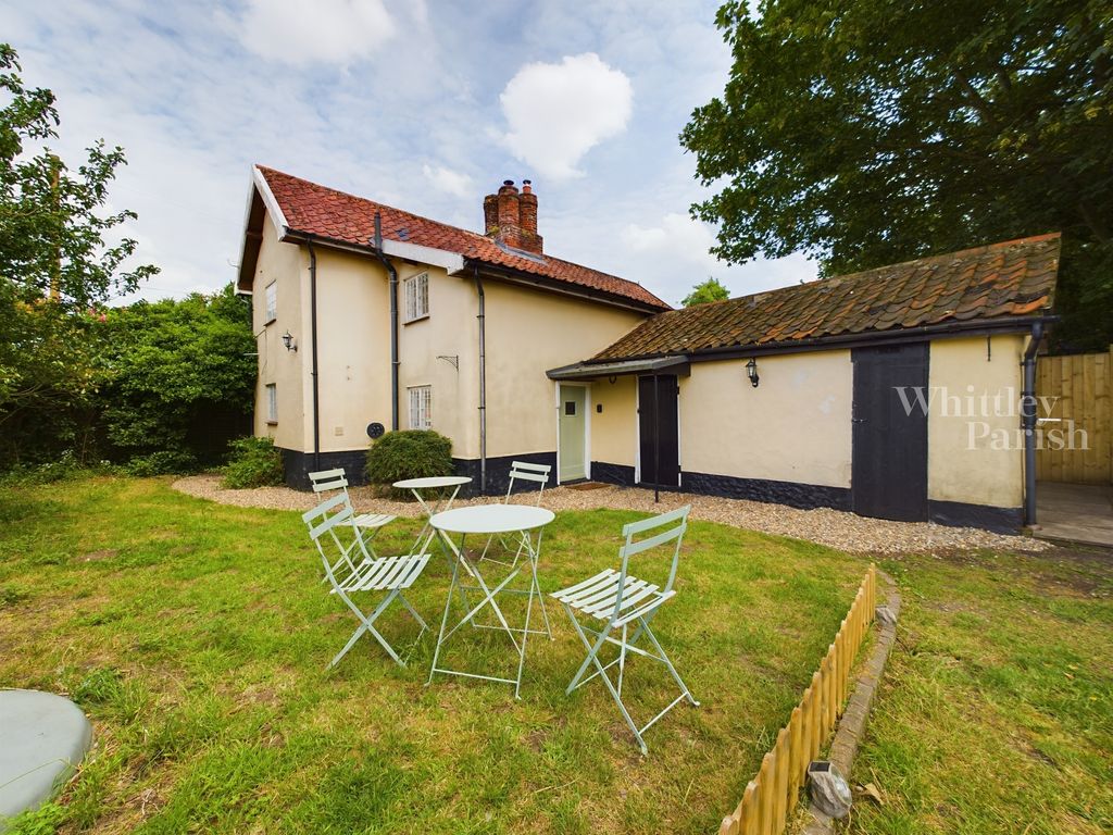 2 bed semidetached house to rent in Breckles, Attleborough NR17 Zoopla