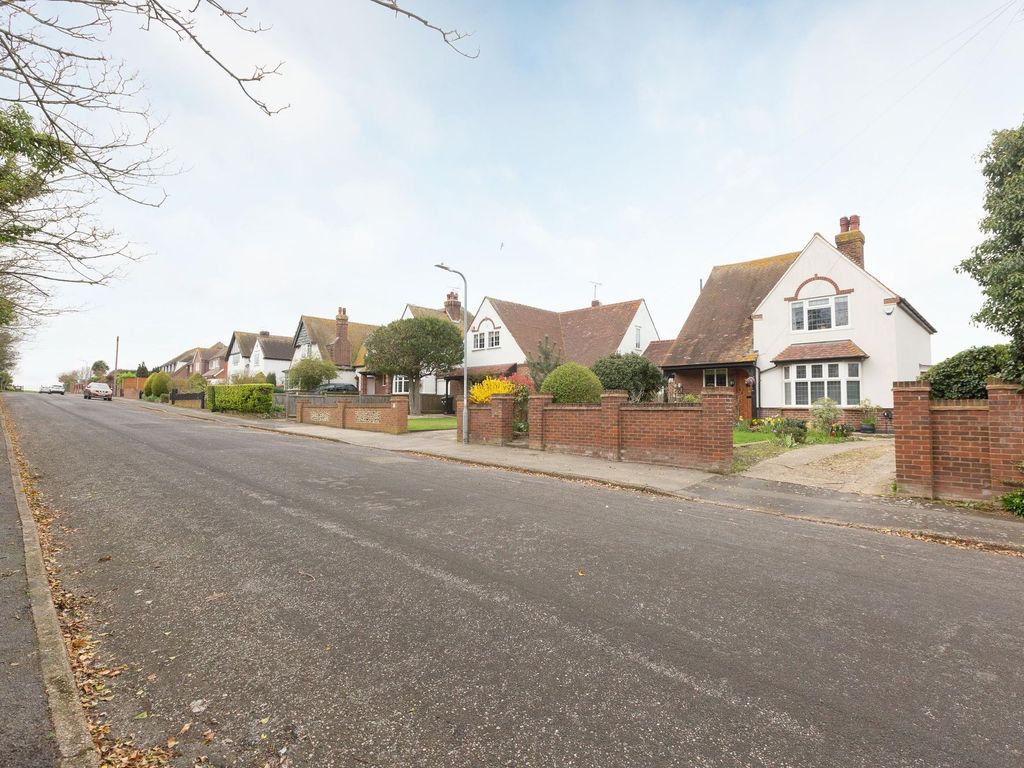 3 bed detached house for sale in Carlton Road West, WestgateOnSea CT8
