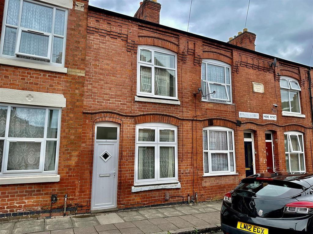 3 bed terraced house for sale in Roslyn Street, Highfields, Leicester