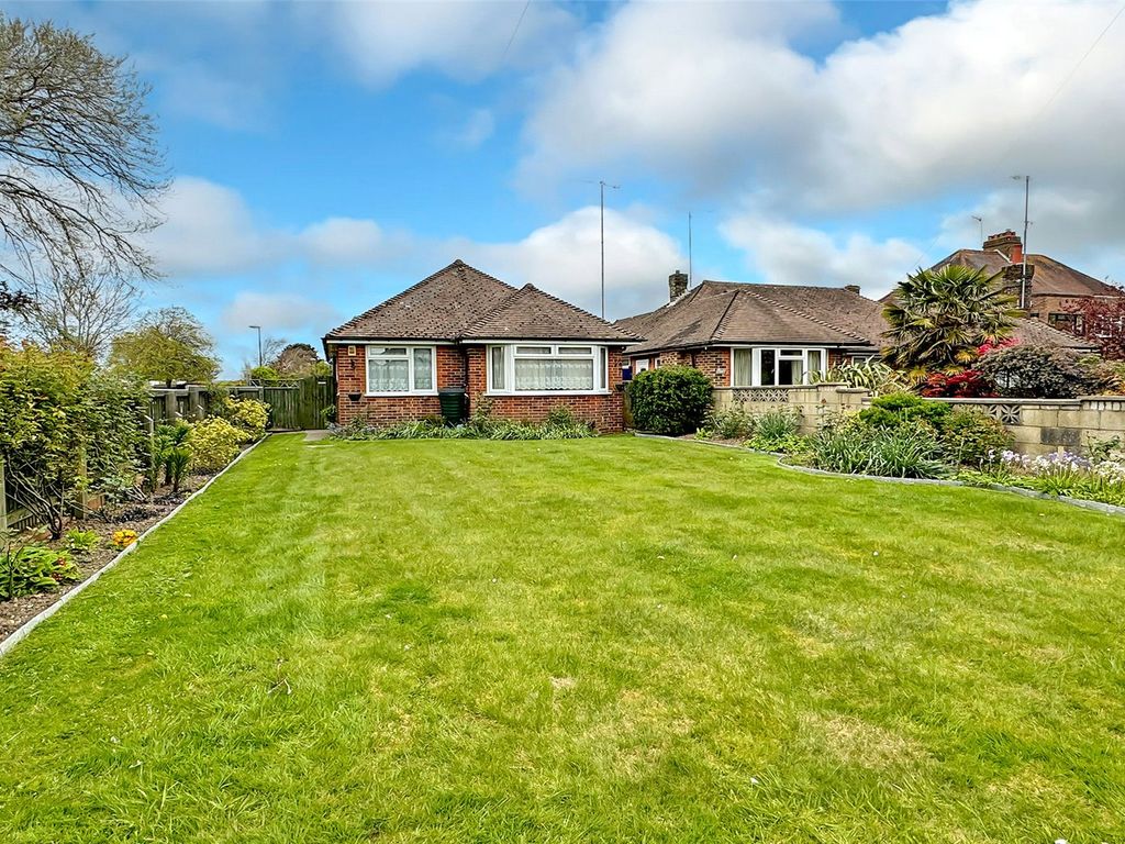3 bed bungalow for sale in Lashmar Road, East Preston, Littlehampton