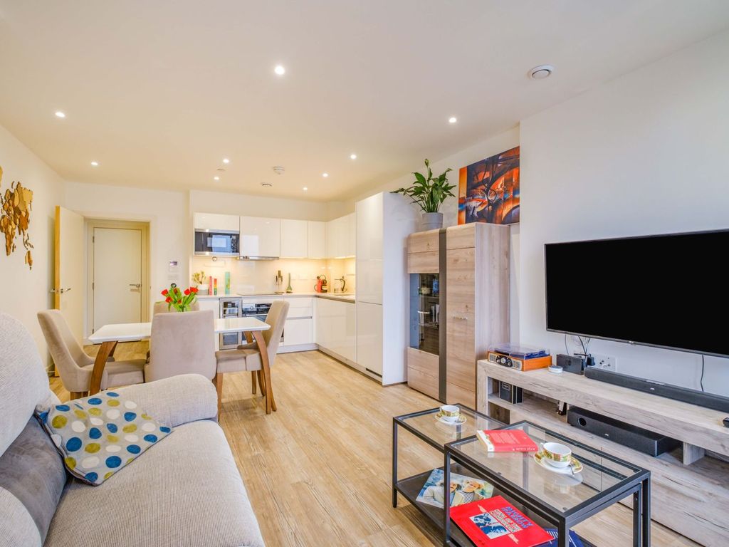 19 Telegraph Avenue, Greenwich, London SE10  