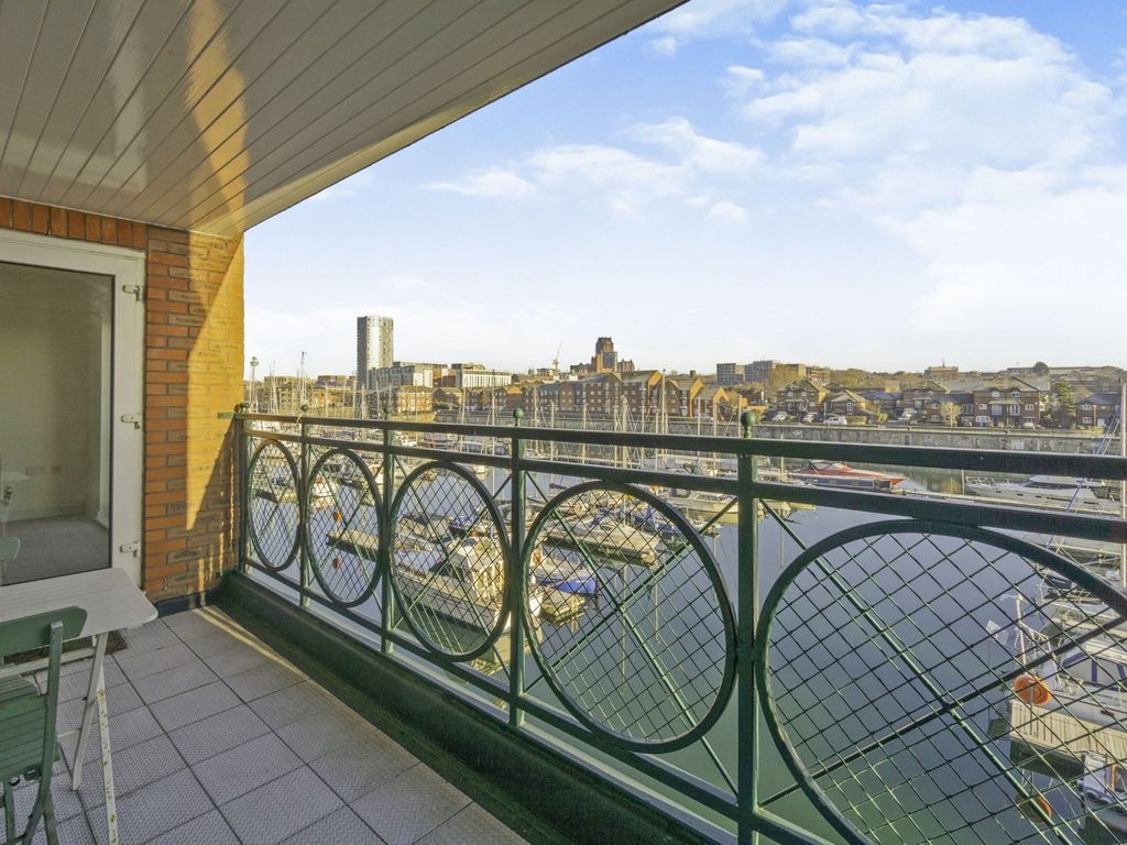 2 bed flat to rent in South Ferry Quay, Liverpool, Merseyside L3 Zoopla
