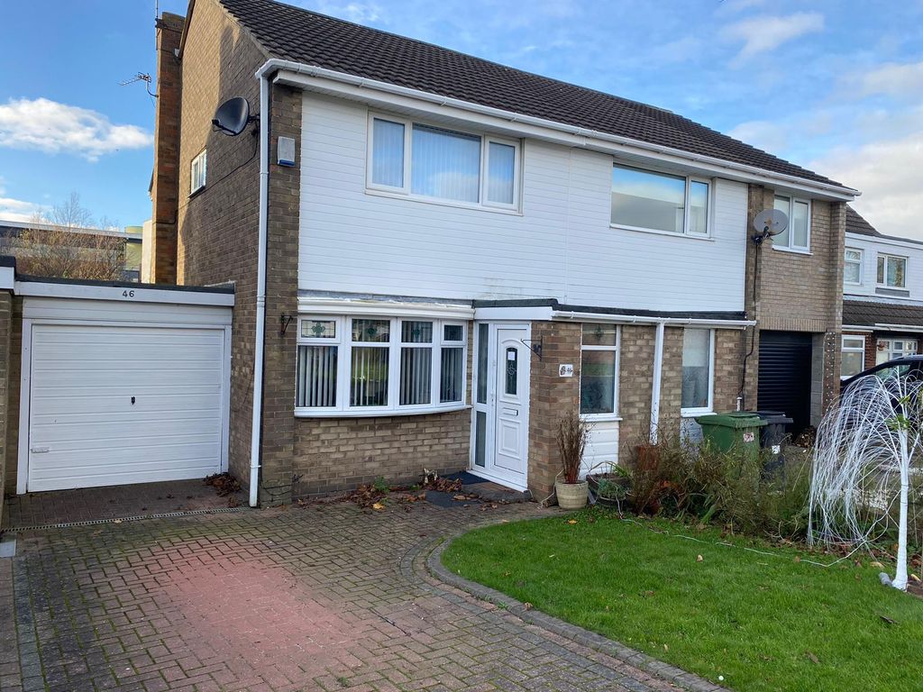 2 bed semidetached house for sale in Burnside, Ashington NE63, £