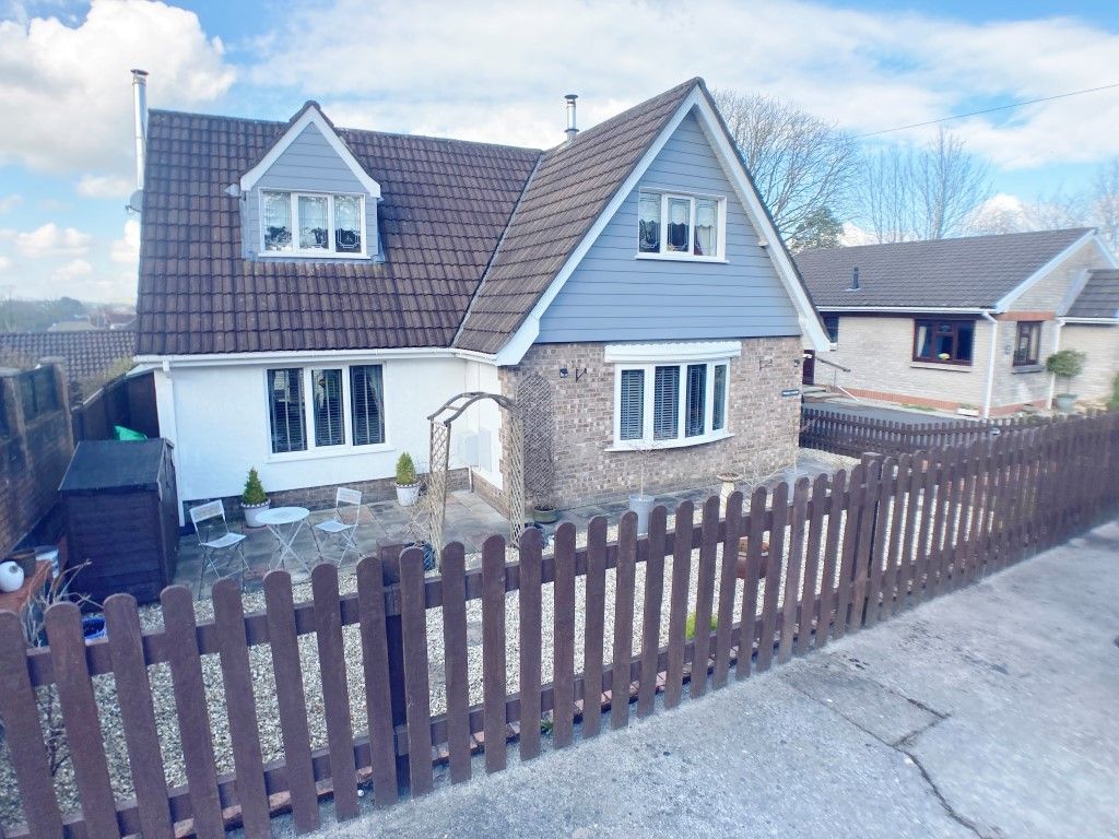 3 bed detached house for sale in Upper Mill, Pontarddulais, Swansea SA4