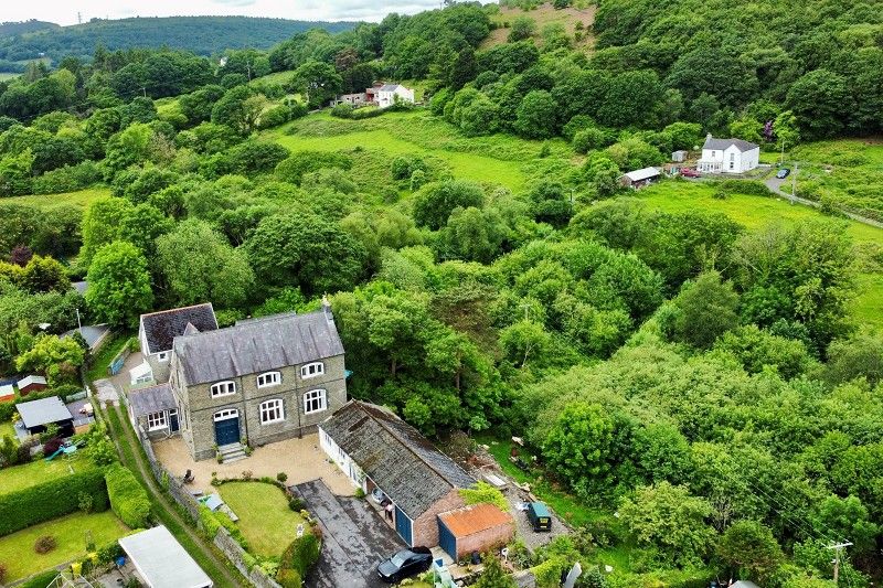 5 bed semidetached house for sale in Graig Road, Gellinudd, Swansea