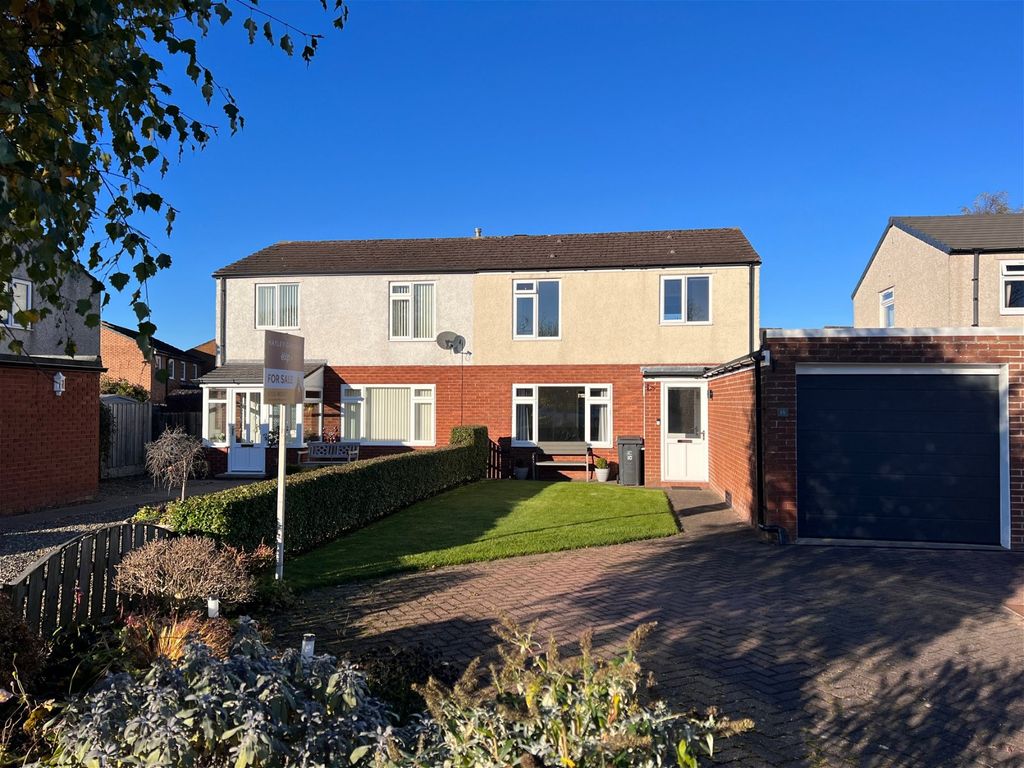3 bed semidetached house for sale in Newfield Park, Carlisle CA3, £