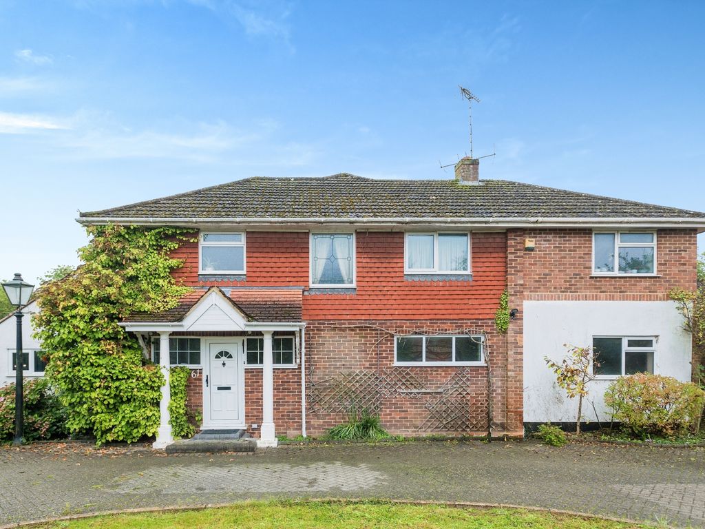 6 bed detached house for sale in Fairway Avenue, Tilehurst, Reading RG30, £950,000 Zoopla