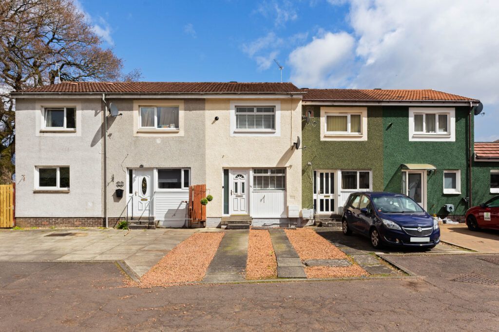2 bed terraced house for sale in Ochiltree Crescent, Mid Calder, Livingston EH53, £152,500 Zoopla