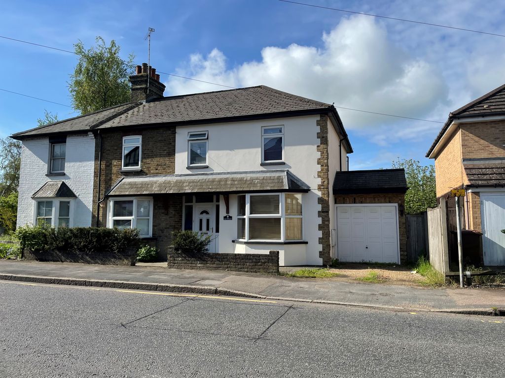 4 bed semidetached house for sale in Mutton Lane, Potters Bar EN6 Zoopla