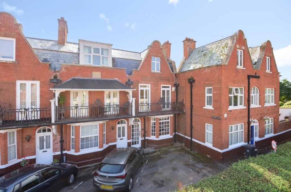 4 bed end terrace house for sale in May Terrace, Sidmouth, Devon EX10