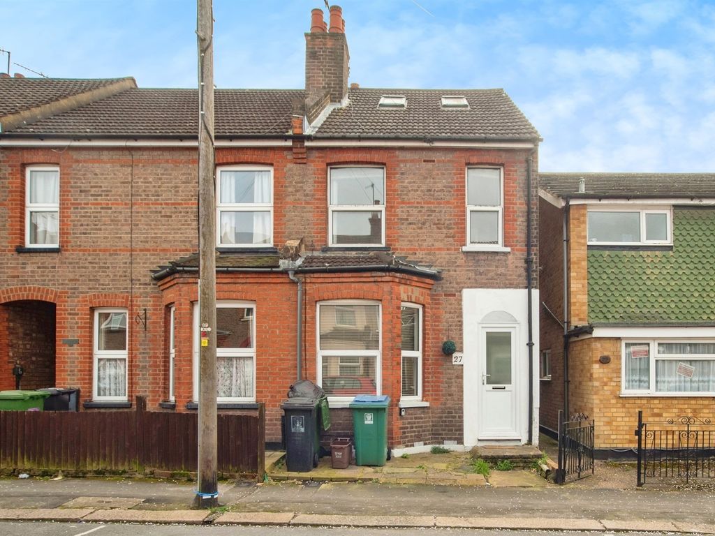 4 bed end terrace house for sale in Holywell Road, Watford WD18, £