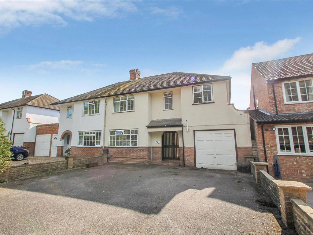 5 bed semidetached house for sale in St. Albans Road West, Hatfield