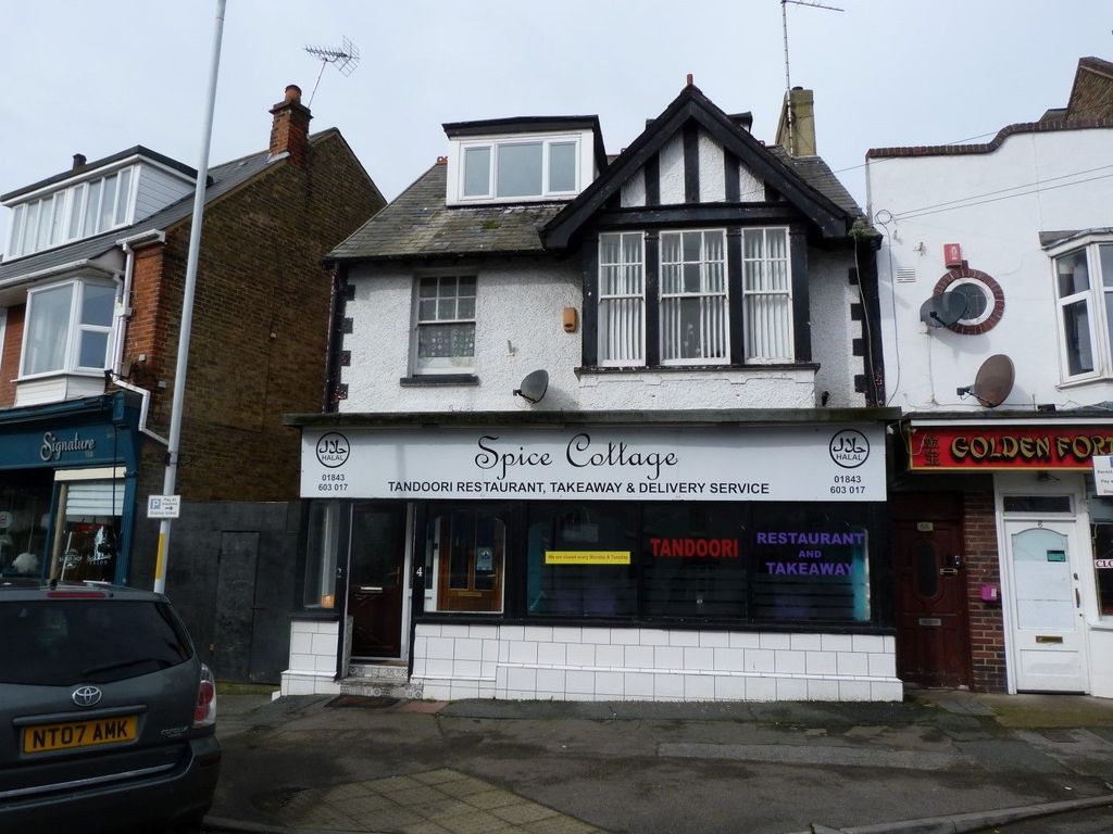 4 bed property for sale in Dundonald Road, Broadstairs CT10 Zoopla