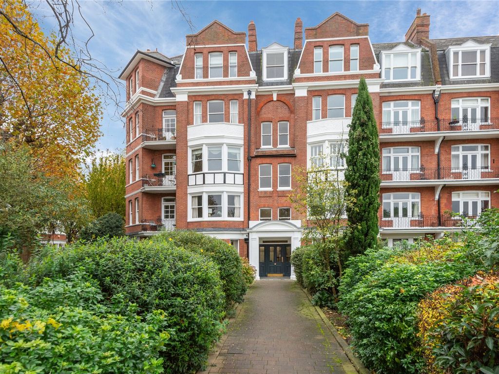 3 bed flat for sale in Castelnau, Barnes SW13, £950,000 Zoopla
