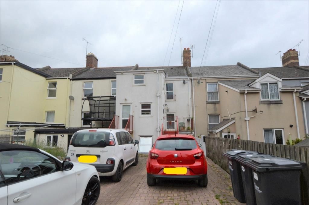 2 bed flat to rent in Road, Torquay, Devon TQ1