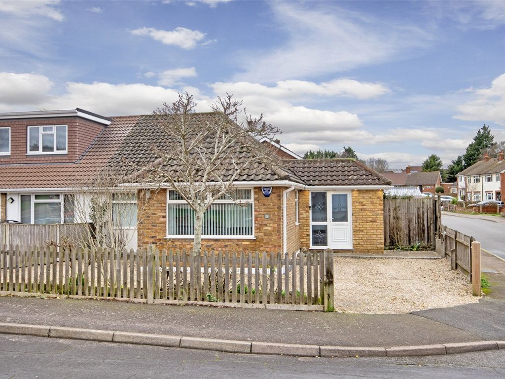 4 bed bungalow for sale in Neal Road, West Kingsdown, Sevenoaks, Kent