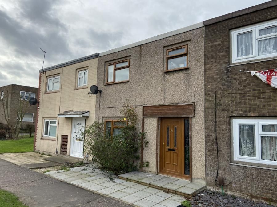 3 bed terraced house for sale in Dewsgreen, Basildon, Essex SS16 Zoopla