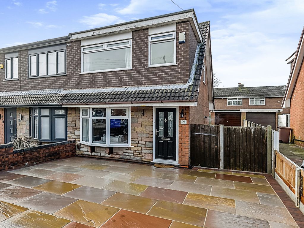 3 bed semidetached house for sale in Axbridge Avenue, Sutton Leach, St