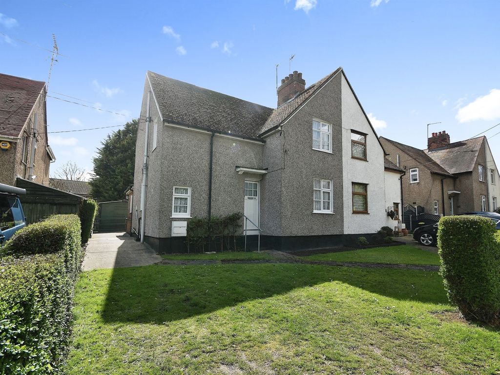 3 bed semidetached house for sale in Church Road, Tiptree, Colchester