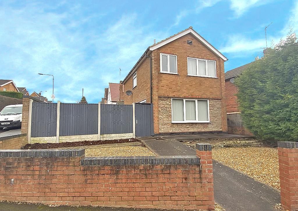 3 bed detached house for sale in first avenue, carlton, nottingham ng4