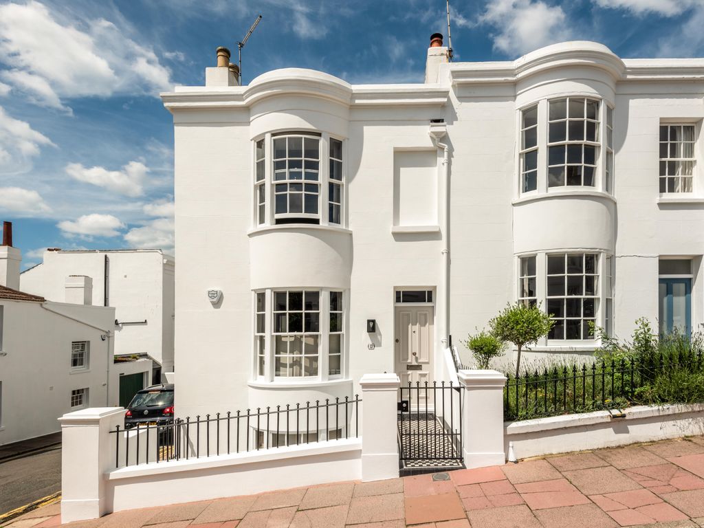 4 bed terraced house for sale in Victoria Street, Brighton BN1 Zoopla