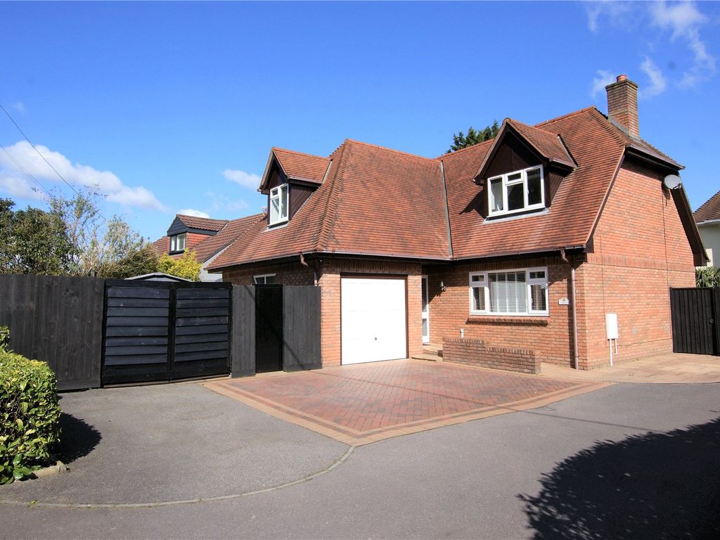 4 bed detached house for sale in Springdale Road, Corfe Mullen