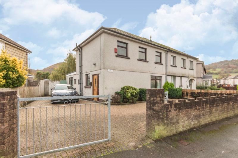 3 bed semidetached house for sale in Ty Isaf Crescent, Risca, Newport