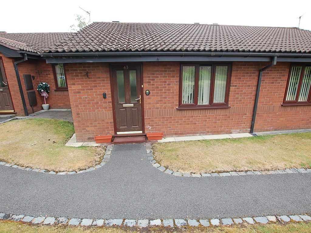 1 bed bungalow for sale in Wordsworth Crescent, AshtonUnderLyne, Greater Manchester OL7 Zoopla