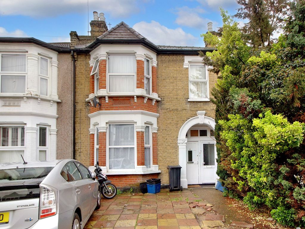 2 bed flat for sale in Bathurst Road, Ilford IG1 Zoopla