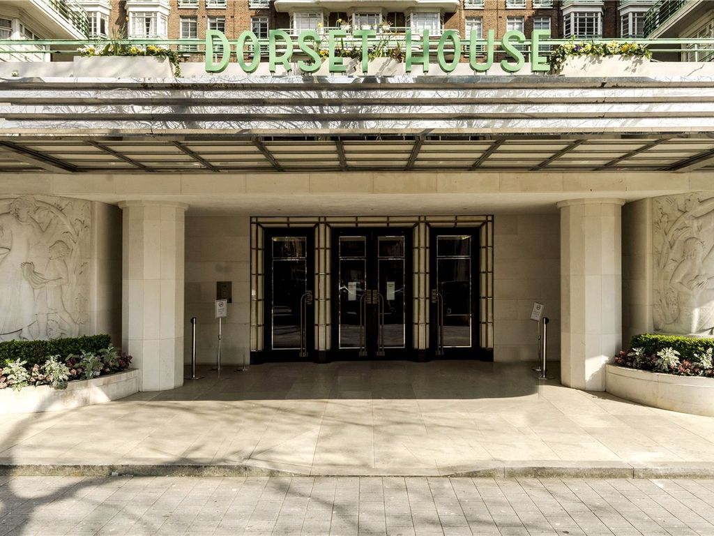 Gloucester Place, Marylebone NW1  