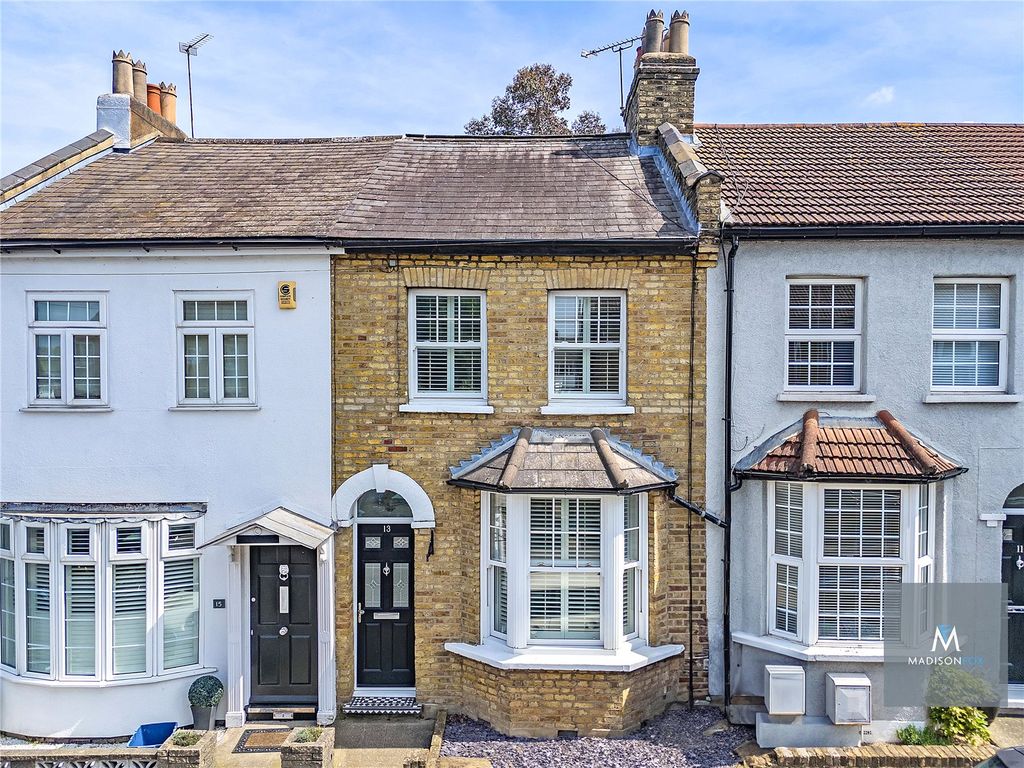 2 bed terraced house for sale in Gravel Lane, Chigwell, Essex IG7, £